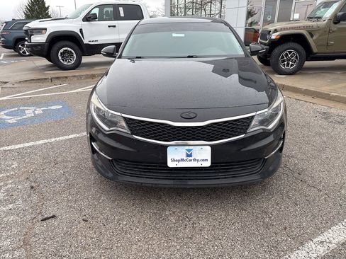 Used 2018 Kia Optima LX image 10