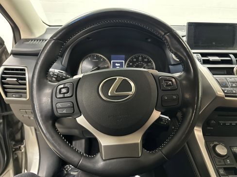Used 2016 Lexus NX 200t image 18