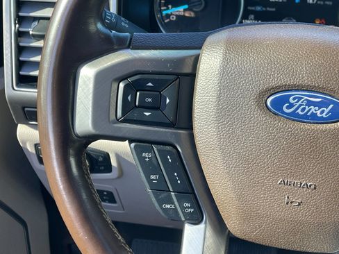 Used 2019 Ford F150 Limited image 28