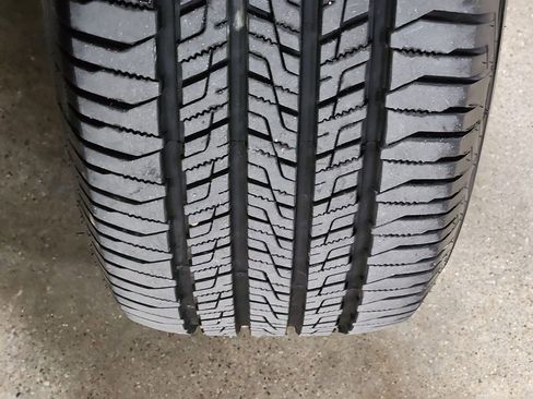 Used 2019 Jeep Grand Cherokee Limited image 29