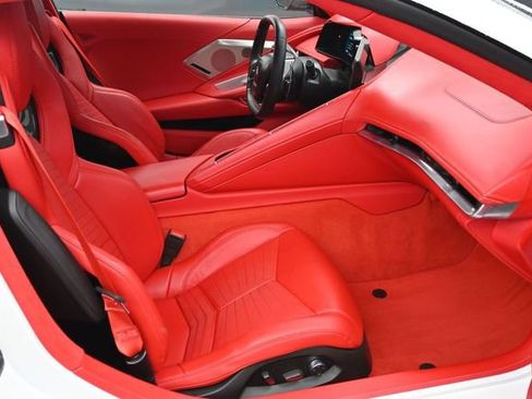 Used 2024 Chevrolet Corvette Stingray Premium Conv w/ 3LT RWD image 9