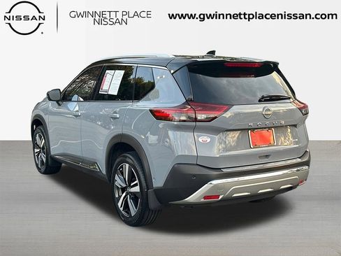 Certified 2022 Nissan Rogue Platinum w/ Head-Up Display Package image 7