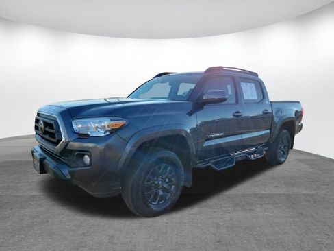 Used 2023 Toyota Tacoma SR5 image 3