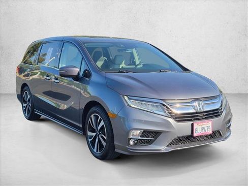 Used 2019 Honda Odyssey Elite image 3