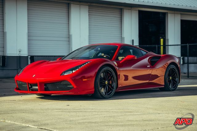 Used 2018 Ferrari 488 GTB RWD image 7
