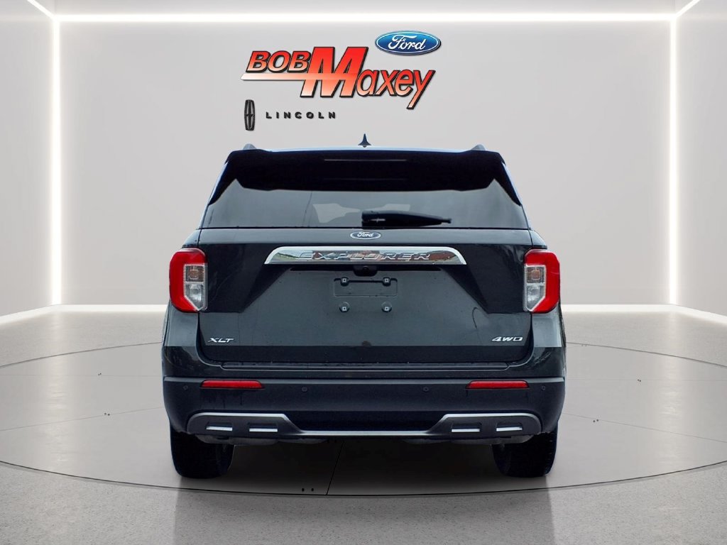 Used 2023 Ford Explorer XLT w/ Equipment Group 202A AWD/4WD image 6