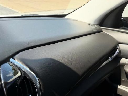 Used 2019 Chevrolet Traverse RS w/ LPO, Floor Liner Package AWD/4WD image 20