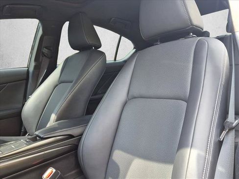 Used 2025 Lexus IS 350 F Sport w/ Accessory Package RWD image 15