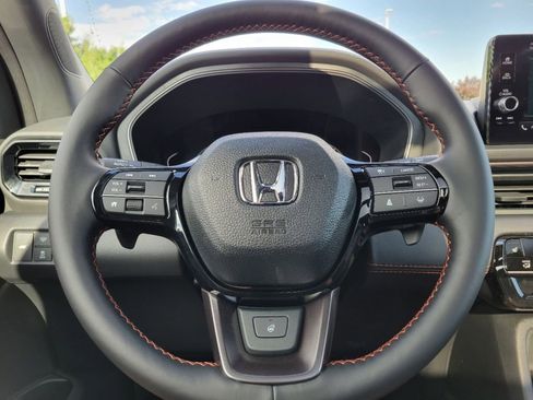 New 2025 Honda Pilot TrailSport image 31