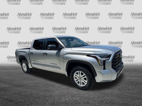 Used 2024 Toyota Tundra SR5 w/ SR5 Convenience Package RWD image 2