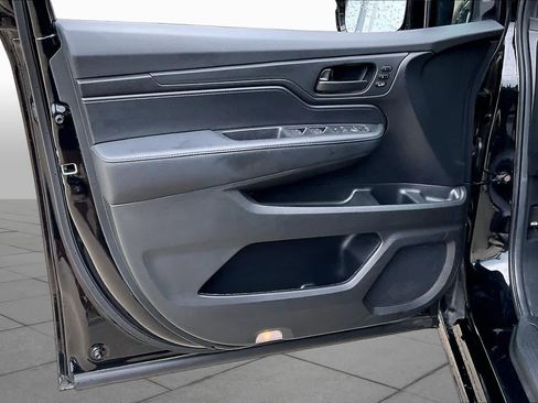 Used 2025 Honda Odyssey Sport-L image 21
