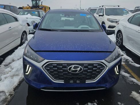 Used 2020 Hyundai Ioniq SEL image 2