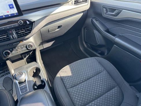 Used 2025 Ford Escape Active image 15