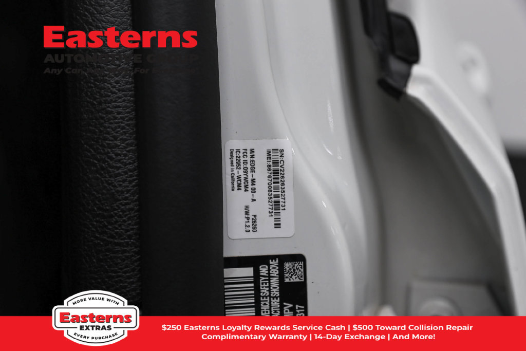 Used 2023 Jeep Renegade Trailhawk AWD/4WD image 36