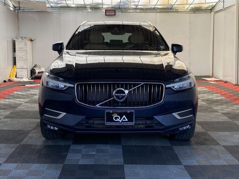 Used 2018 Volvo XC60 T5 Inscription w/ Advanced Package AWD/4WD image 2