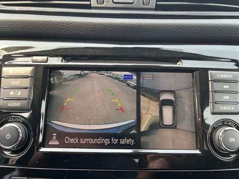 Used 2020 Nissan Rogue SV w/ Sun & Sound Touring Package AWD/4WD image 26