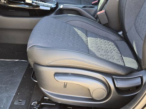 New 2026 Kia Seltos S AWD/4WD image 17