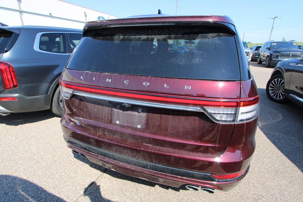 Used 2022 Lincoln Aviator Reserve w/ Equipment Group 201A AWD/4WD image 7
