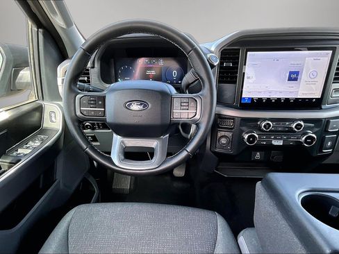 Used 2025 Ford F150 XLT w/ Equipment Group 301A Standard image 9