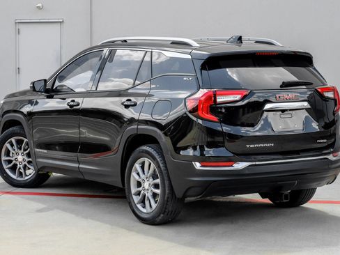Used 2023 GMC Terrain SLT AWD/4WD image 15