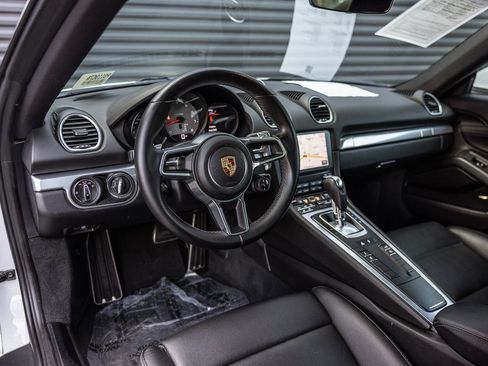 Certified 2017 Porsche 718 Cayman S image 4