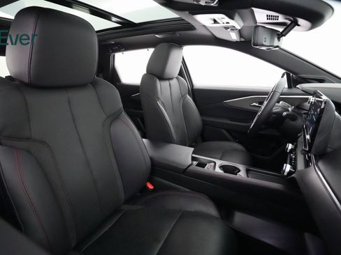 Used 2024 Acura ZDX Type S image 8