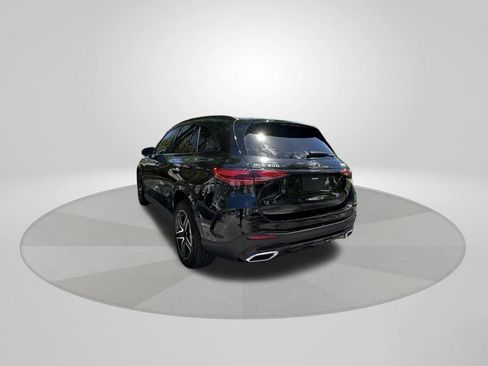 Used 2025 Mercedes-Benz GLC 300 image 5
