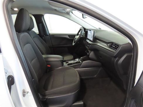 Used 2024 Ford Escape Active w/ Tech Pack #1 AWD/4WD image 37