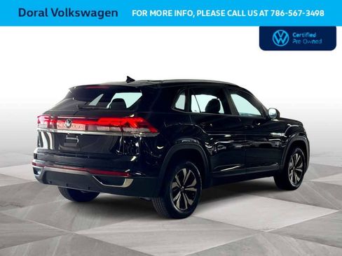 Certified 2024 Volkswagen Atlas Cross Sport SE FWD image 8