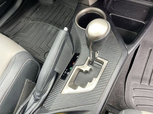 Used 2015 Toyota RAV4 Limited AWD/4WD image 27