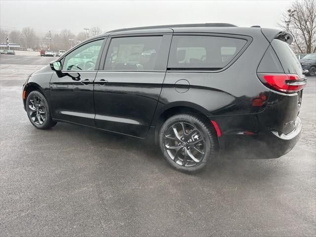 New 2026 Chrysler Pacifica Select w/ S Appearance Package AWD/4WD image 27