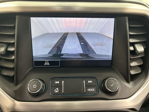 Used 2021 GMC Acadia SLT w/ LPO, Floor Liner Package AWD/4WD image 15
