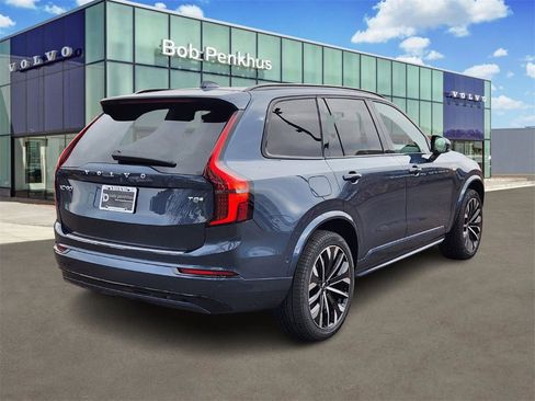 New 2026 Volvo XC90 T8 Ultra w/ Protection Package image 24
