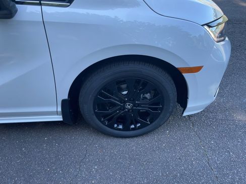 New 2026 Honda Odyssey Sport-L image 25