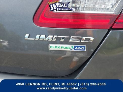 Used 2016 Ford Taurus Limited w/ Driver Assist Package AWD/4WD image 7