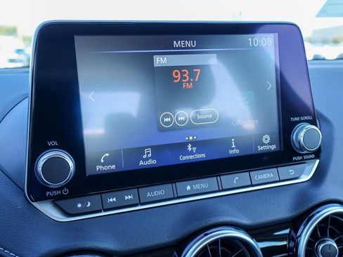 New 2025 Nissan Sentra SV image 5