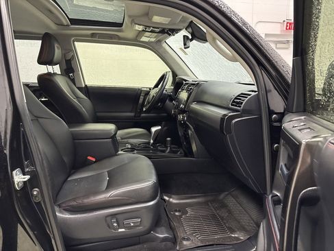 Used 2023 Toyota 4Runner TRD Off-Road Premium image 33