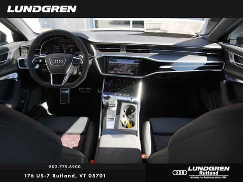 New 2025 Audi RS 6 performance AWD/4WD image 3
