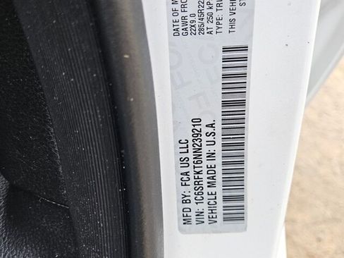 Used 2022 RAM 1500 Limited w/ Body Color Bumper Group image 7