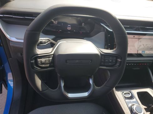 New 2026 Jeep Cherokee Laredo AWD/4WD image 14