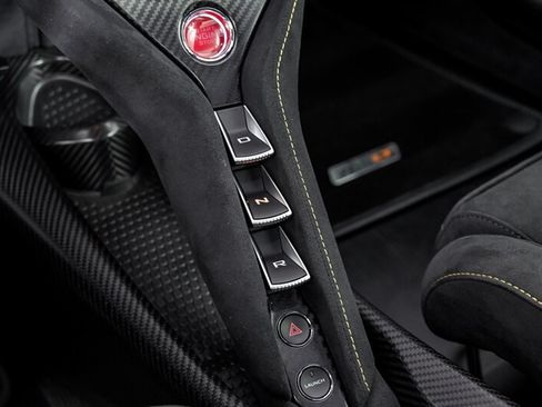 Used 2022 McLaren 765LT RWD image 46
