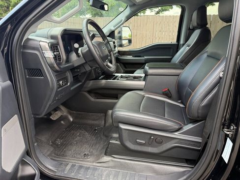 Used 2025 Ford F350 Lariat AWD/4WD image 28