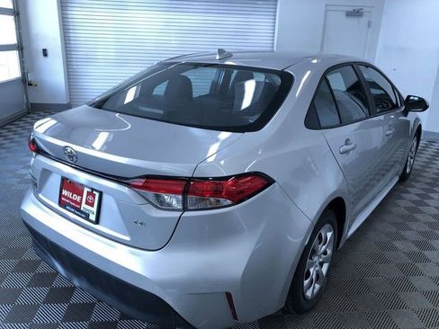 Certified 2025 Toyota Corolla LE image 32