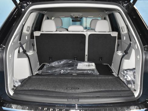 New 2026 Volkswagen Atlas SE image 24