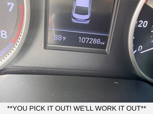 Used 2020 Hyundai Elantra SEL FWD image 12