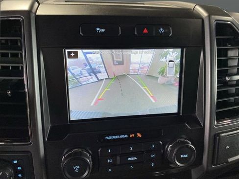 Used 2018 Ford F150 XLT w/ Equipment Group 302A Luxury image 10