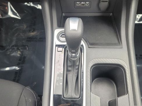 Certified 2022 Nissan Sentra SV w/ Trunk Package image 22