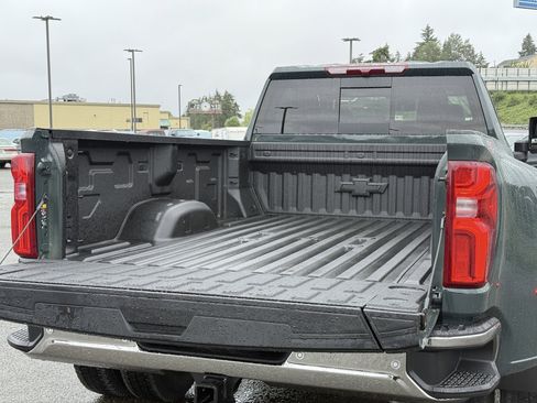 New 2026 Chevrolet Silverado 3500 LT w/ All Star Edition AWD/4WD image 32