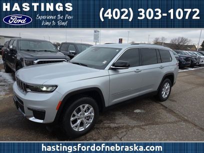 Used 2023 Jeep Grand Cherokee L Limited w/ Trailer Tow Group (B)