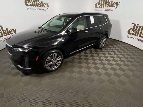 Certified 2021 Cadillac XT6 Premium Luxury AWD/4WD image 4
